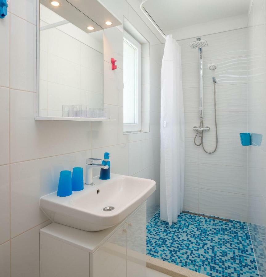 Apartmani Noah - Iva I Matea Stanici Exteriör bild